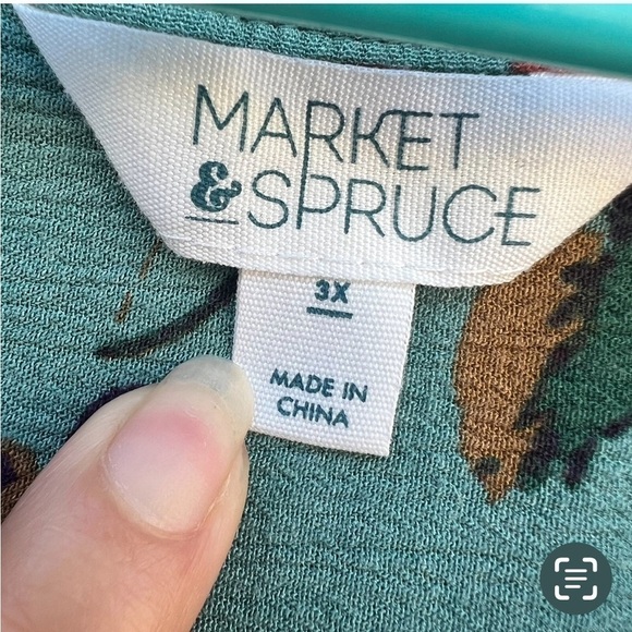 Women’s Tunic Short Sleeve Floral - Picture 2 of 3